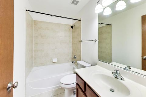 Tiny photo for 616 Yorkshire Lane #616, Pingree Grove, IL 60140 (MLS # 12568685)