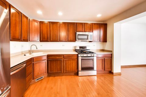 Tiny photo for 616 Yorkshire Lane #616, Pingree Grove, IL 60140 (MLS # 12568685)