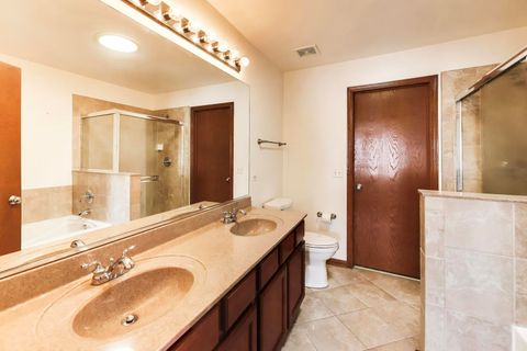 Tiny photo for 616 Yorkshire Lane #616, Pingree Grove, IL 60140 (MLS # 12568685)