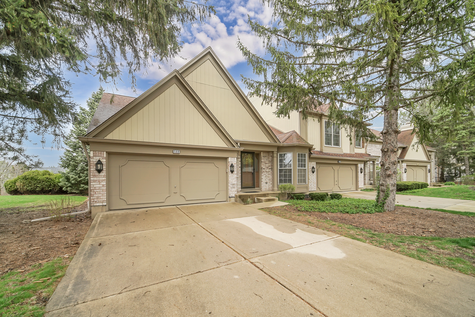 560 Cherbourg Court