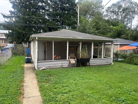 Tiny photo for 9939 S Paxton Avenue, Chicago, IL 60617 (MLS # 12760833)