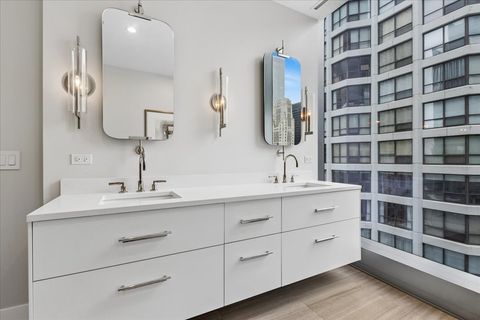 Tiny photo for 403 N Wabash Avenue #14B, Chicago, IL 60611 (MLS # 12603498)