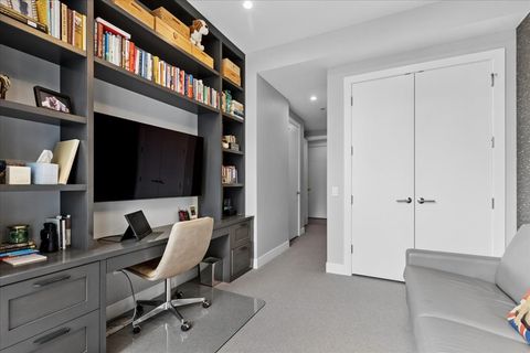 Tiny photo for 403 N Wabash Avenue #14B, Chicago, IL 60611 (MLS # 12603498)