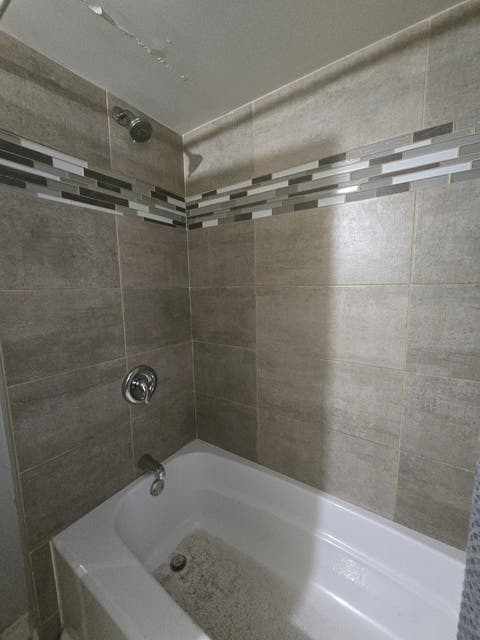 Tiny photo for 8622 S Escanaba Avenue, Chicago, IL 60617 (MLS # 12726089)