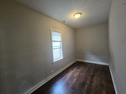 Tiny photo for 8622 S Escanaba Avenue, Chicago, IL 60617 (MLS # 12726089)