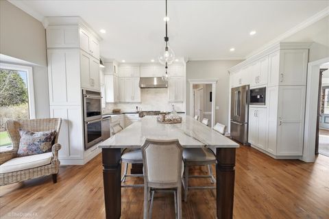 Tiny photo for 121 Brighton Drive, Wheaton, IL 60189 (MLS # 12587541)