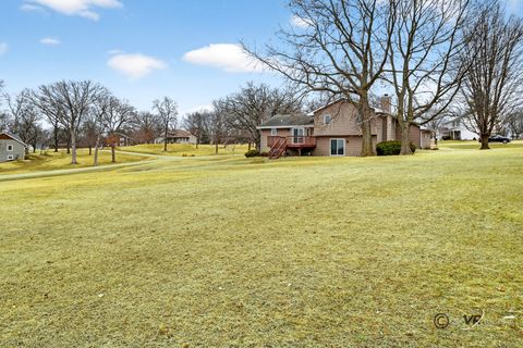 Tiny photo for 1898 Delmar Drive, Freeport, IL 61032 (MLS # 12586115)