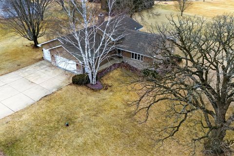 Tiny photo for 1898 Delmar Drive, Freeport, IL 61032 (MLS # 12586115)