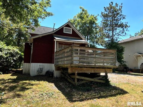 Tiny photo for 314 E HESTER Street, Carbondale, IL 62901 (MLS # EB459522)