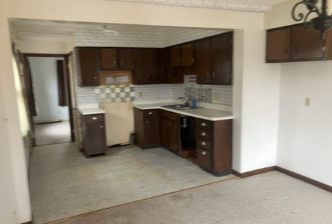 Tiny photo for 2917 Lawndale Avenue, Rockford, IL 61101 (MLS # 12595839)