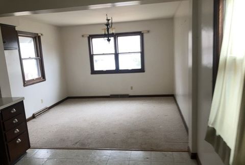 Tiny photo for 2917 Lawndale Avenue, Rockford, IL 61101 (MLS # 12595839)