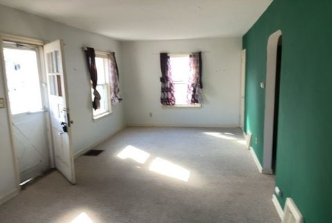 Tiny photo for 2917 Lawndale Avenue, Rockford, IL 61101 (MLS # 12595839)