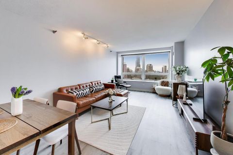 Tiny photo for 512 N Mcclurg Court #4411, Chicago, IL 60611 (MLS # 12593525)