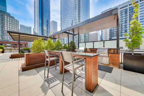 Tiny photo for 512 N Mcclurg Court #4411, Chicago, IL 60611 (MLS # 12593525)