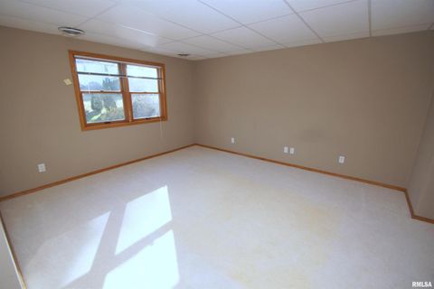 Tiny photo for 5321 FRIENDSHIP Drive, Davenport, IA 52804 (MLS # QC4267756)