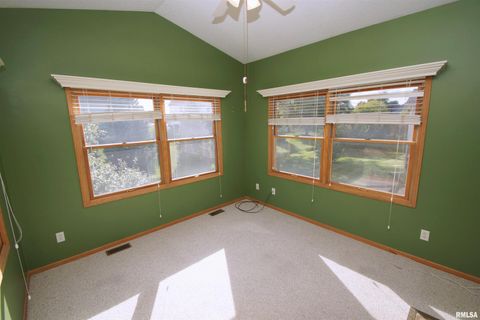 Tiny photo for 5321 FRIENDSHIP Drive, Davenport, IA 52804 (MLS # QC4267756)