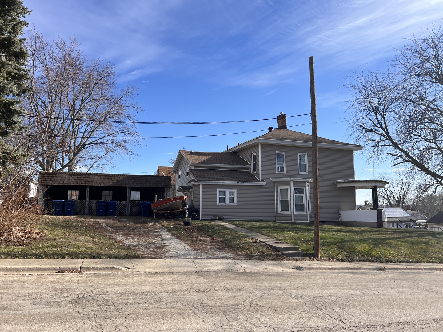 905 4th Street