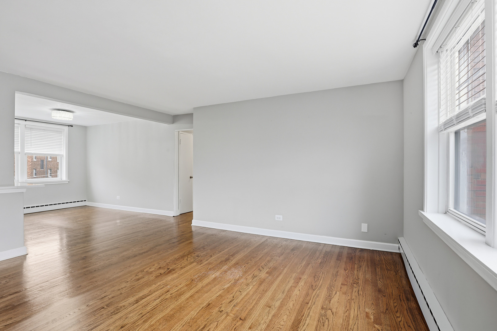 2412 W Farragut Avenue 2B-2422