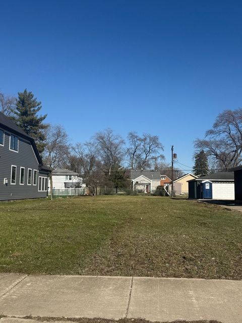 MLS: 12600403