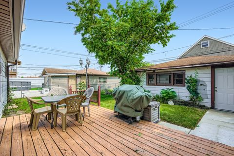 Tiny photo for 4857 S Lorel Avenue, Chicago, IL 60638 (MLS # 12582636)