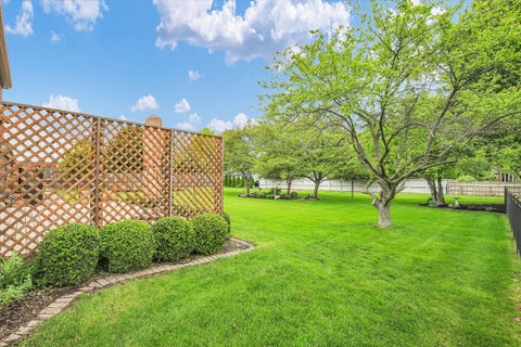 Tiny photo for 2706 N Salisbury Court, Champaign, IL 61821 (MLS # 12624348)