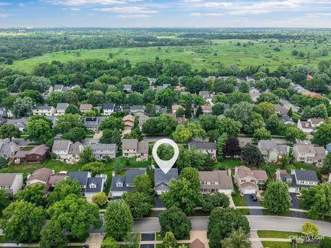 Tiny photo for 567 Roxbury Drive, Naperville, IL 60565 (MLS # 12492633)