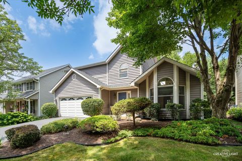 Tiny photo for 567 Roxbury Drive, Naperville, IL 60565 (MLS # 12492633)