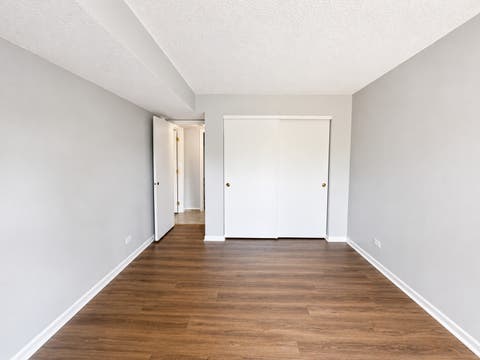 Tiny photo for 520 Biesterfield Road #209, Elk Grove Village, IL 60007 (MLS # 12730861)