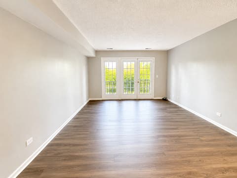 Tiny photo for 520 Biesterfield Road #209, Elk Grove Village, IL 60007 (MLS # 12730861)