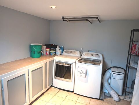 Tiny photo for 937 25th Street, Moline, IL 61265 (MLS # 12603448)