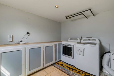 Tiny photo for 937 25th Street, Moline, IL 61265 (MLS # 12603448)