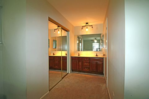 Tiny photo for 1017 Mayfair Drive, Libertyville, IL 60048 (MLS # 12606803)