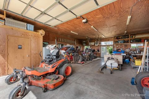 Tiny photo for 19602 Hebron Road, Harvard, IL 60033 (MLS # 12462996)