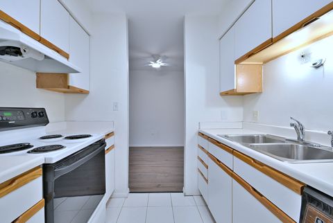 Tiny photo for 6177 Knoll Wood Road #102, Willowbrook, IL 60527 (MLS # 12519006)