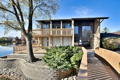 Tiny photo for 6177 Knoll Wood Road #102, Willowbrook, IL 60527 (MLS # 12519006)