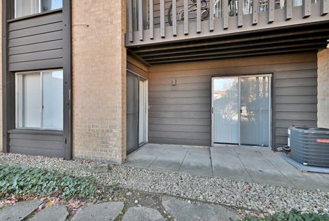 Tiny photo for 6177 Knoll Wood Road #102, Willowbrook, IL 60527 (MLS # 12519006)