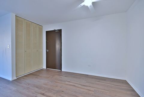 Tiny photo for 6177 Knoll Wood Road #102, Willowbrook, IL 60527 (MLS # 12519006)