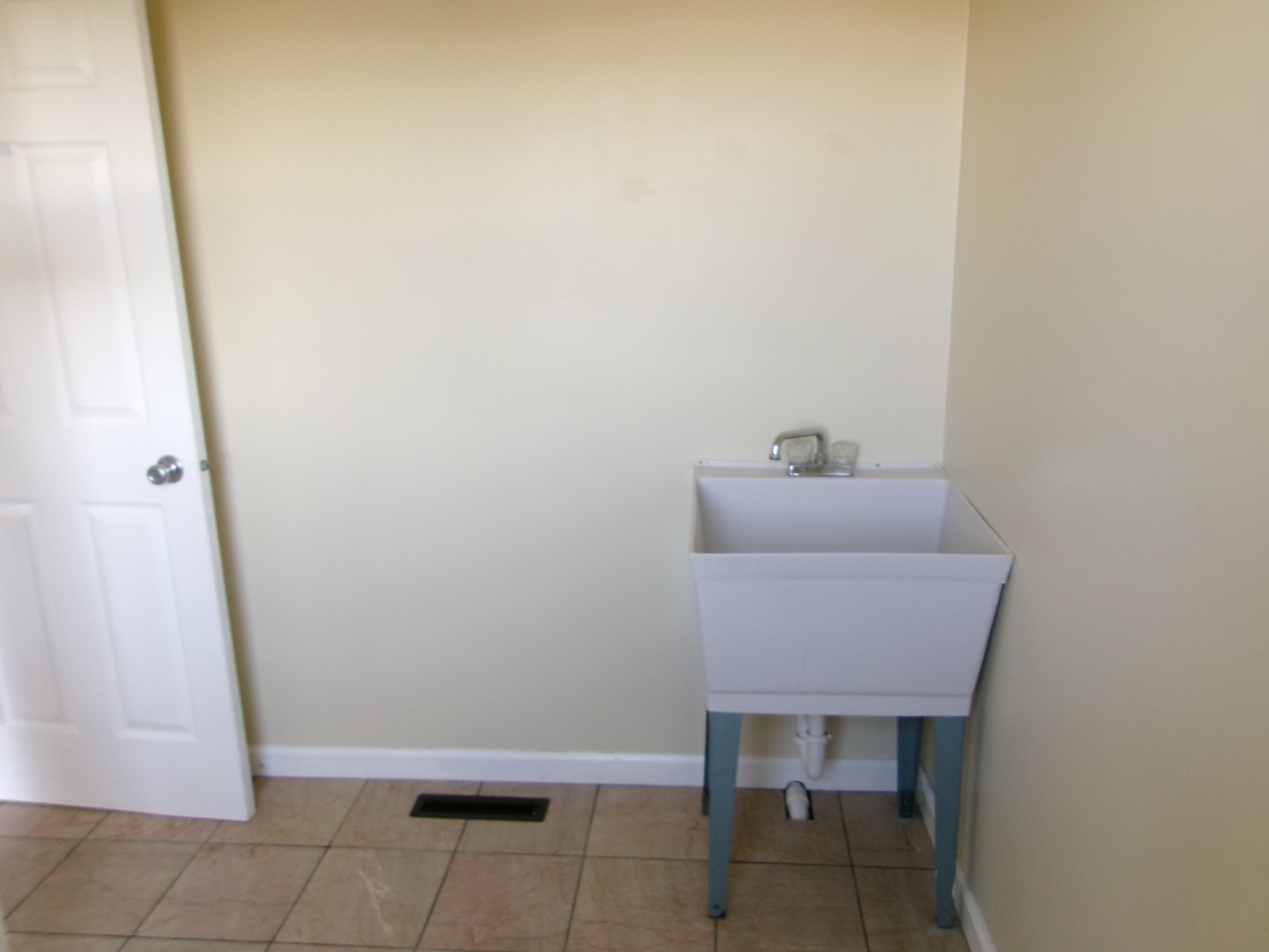 1141 6th Street
