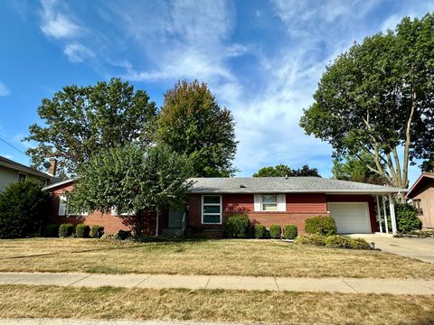 Photo of 2003 11th Avenue, Sterling, IL 61081 (MLS # 12488950)