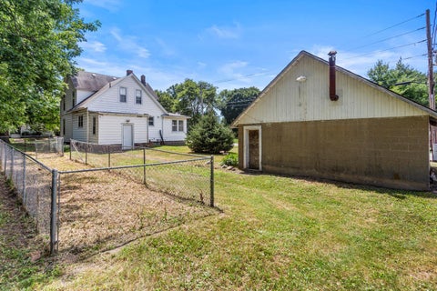 Tiny photo for 324 W Water Street, Farmer City, IL 61842 (MLS # 12715267)