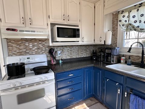 Tiny photo for 938 E Garden Street, DeKalb, IL 60115 (MLS # 12575977)