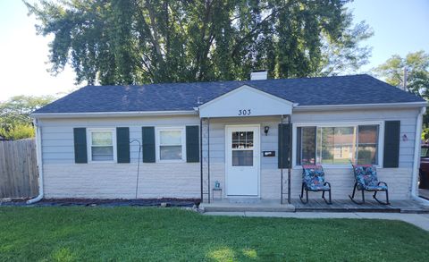 Photo of 303 S Hammes Avenue, Joliet, IL 60436 (MLS # 12470217)