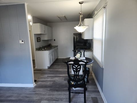 Tiny photo for 303 S Hammes Avenue, Joliet, IL 60436 (MLS # 12470217)