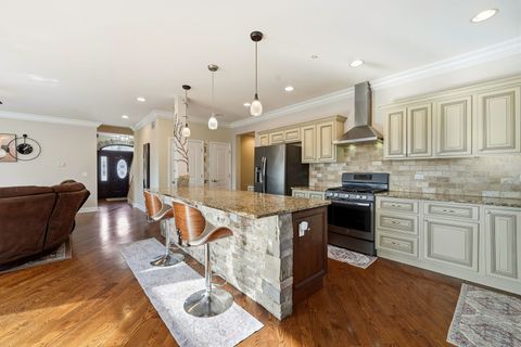 Tiny photo for 388 Preserve Lane, Wood Dale, IL 60191 (MLS # 12633793)