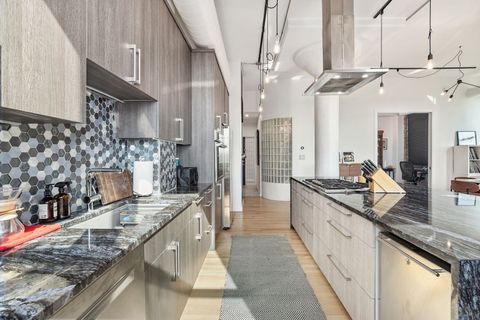 Tiny photo for 812 W Van Buren Street #5A, Chicago, IL 60607 (MLS # 12581447)