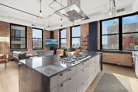 Tiny photo for 812 W Van Buren Street #5A, Chicago, IL 60607 (MLS # 12581447)