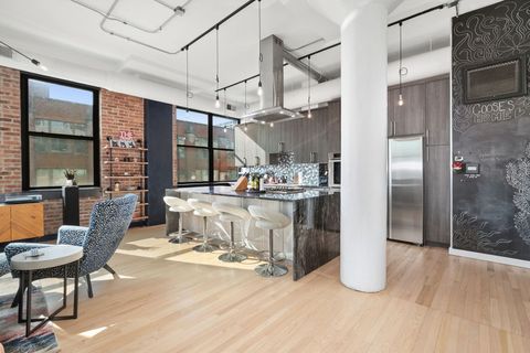 Tiny photo for 812 W Van Buren Street #5A, Chicago, IL 60607 (MLS # 12581447)