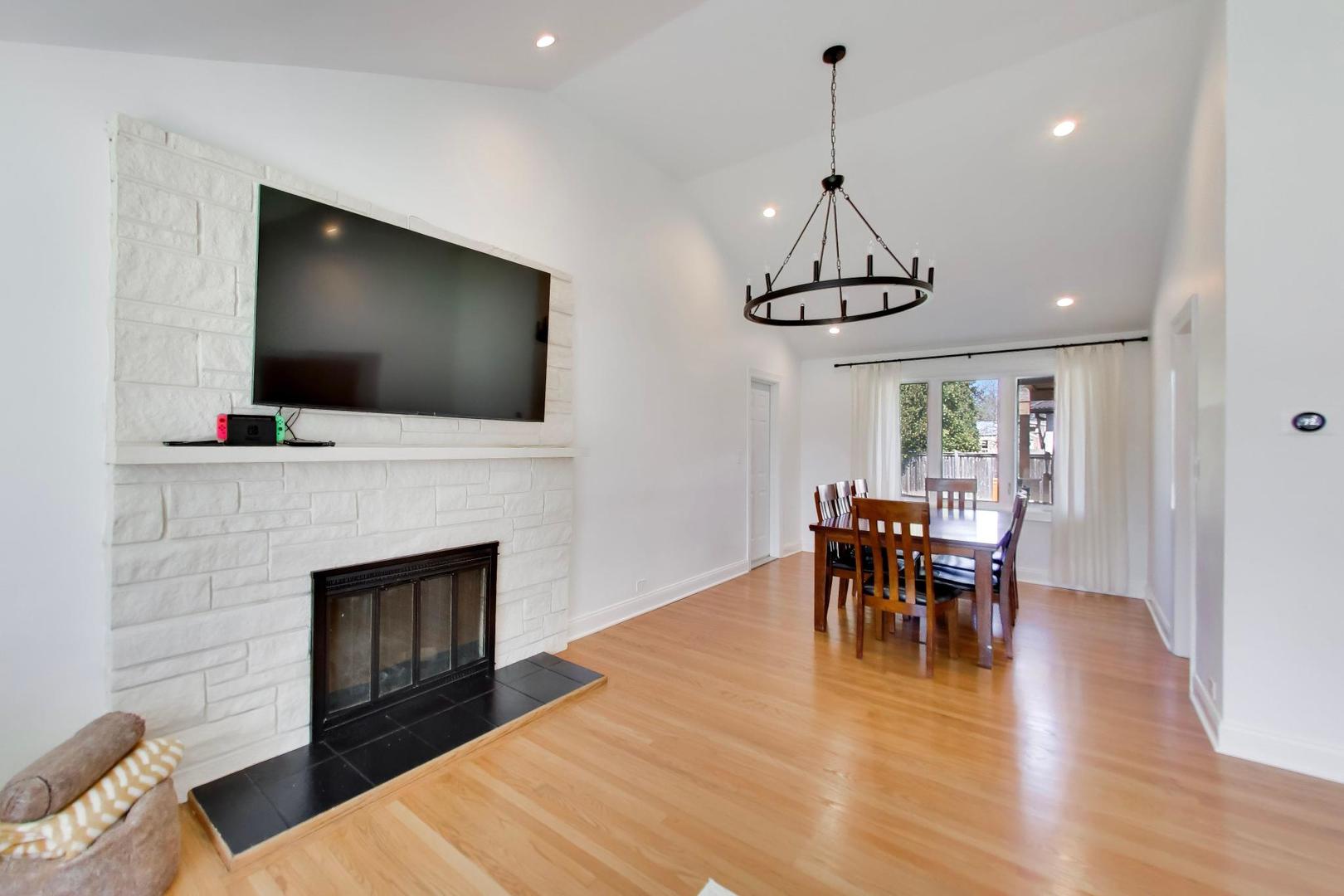 1032 Heatherfield Lane