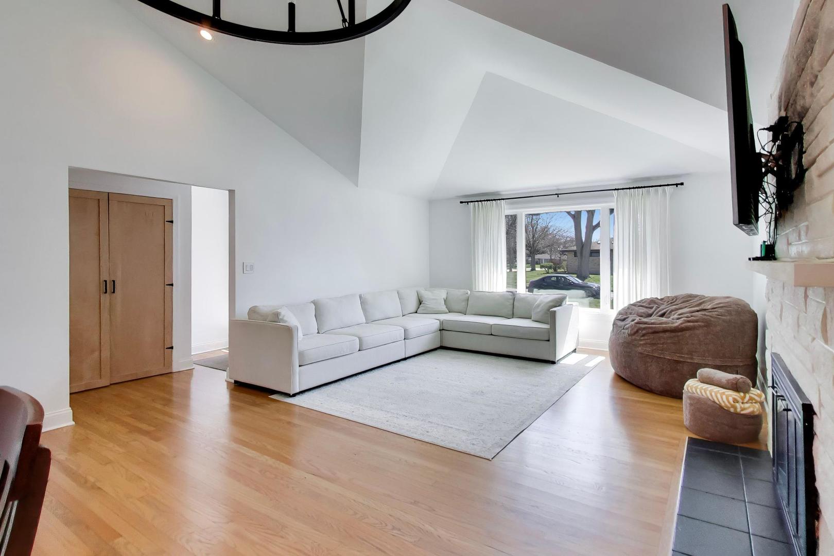 1032 Heatherfield Lane