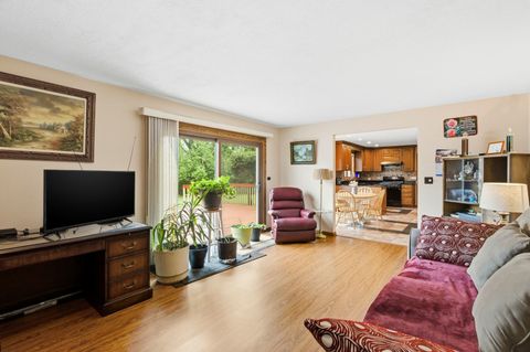 Tiny photo for 1735 Larson Lane, Roselle, IL 60172 (MLS # 12592504)